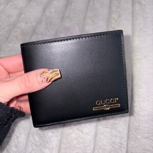 Gucci Black Leather Key & Card Holder